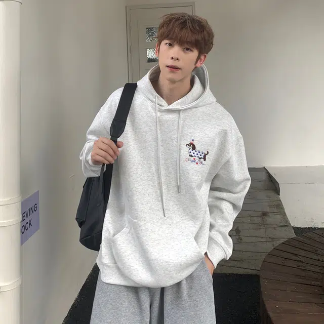 永言 小众腊肠狗刺绣秋冬简约外套男宽松休闲百搭套头上衣情侣连帽卫衣 男女同款