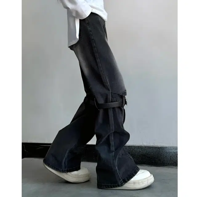 冈哉 美式高街潮牌破洞立体皮带拼接设计水洗做旧宽松舒适百搭直筒个性痞帅户外日常通勤阔腿拖地牛仔裤 男女同款