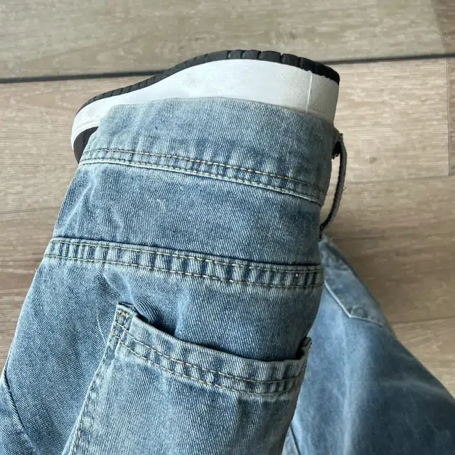 冈哉 美式复古潮流反穿裤子痞帅简约基础款设计品牌个性舒适显瘦宽松直筒阔腿通勤百搭弯刀休闲牛仔裤 男女同款