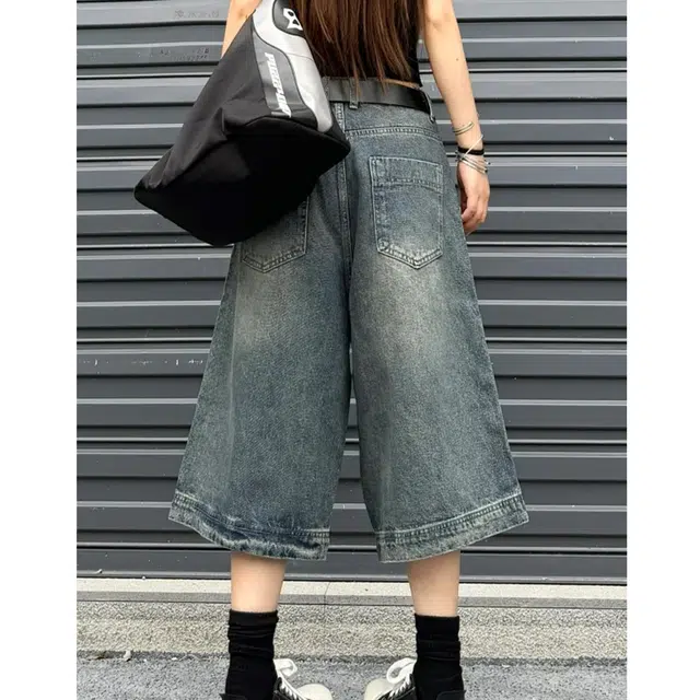 冈哉 美式复古水洗高街大口袋拼接宽松直筒伐木七分裤日常通勤穿搭薄款牛仔短裤 男女同款