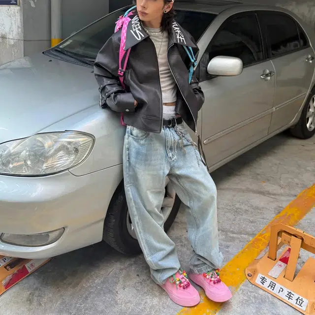 冈哉 美式高街潮流潮牌小众设计个性水洗阔腿复古做旧弯刀百搭痞帅垂感宽松直筒日常通勤牛仔裤 男女同款