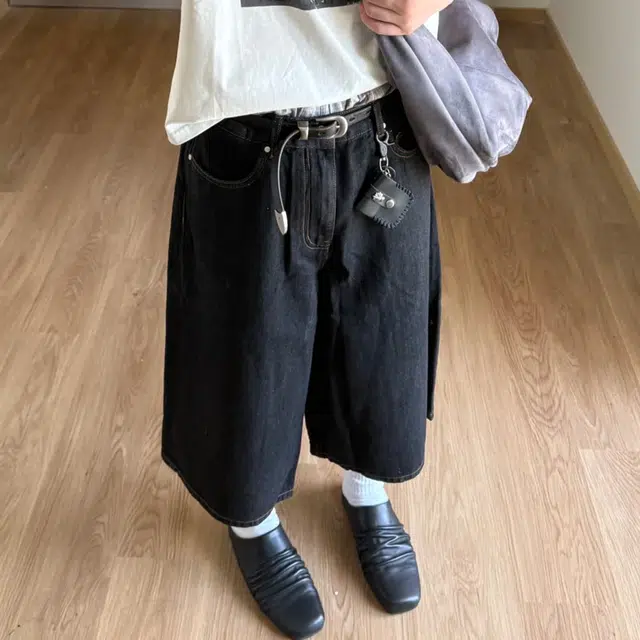 冈哉 纯色基础款美式复古七分裤立体裁百搭明线设计时尚潮流宽松阔腿显高显瘦直筒中腰牛仔短裤 男女同款
