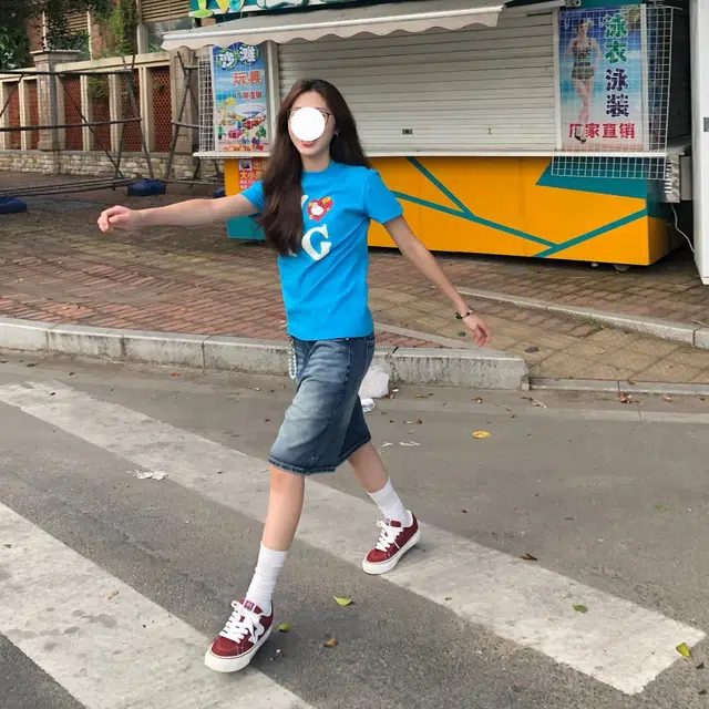 冈哉 美式复古个性潮流做旧水洗抓痕猫爪渐变卡通刺绣宽松透气简约舒适时尚百搭通勤休闲牛仔短裤 男女同款