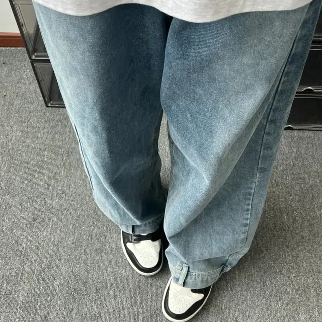 冈哉 美式复古潮流反穿裤子痞帅简约基础款设计品牌个性舒适显瘦宽松直筒裤阔腿通勤百搭弯刀休闲牛仔裤 男女同款