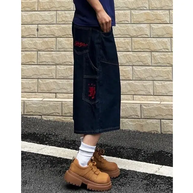 冈哉 美式复古解构拼接刺绣设计夏季高街宽松直筒休闲百搭舒适透气日常通勤七分裤牛仔短裤 男女同款