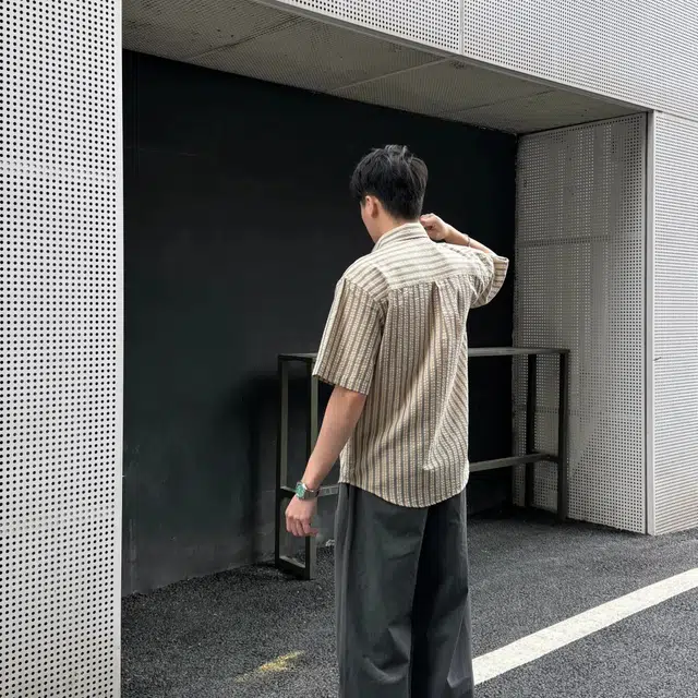 冈哉 日系复古撞色条纹设计翻领休闲个性简约潮流时尚宽松日常通勤百搭潮牌短袖衬衫 男女同款