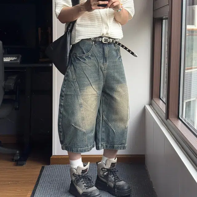 冈哉 美式复古宽松弯刀裤七分裤个性潮流潮牌高街设计感通勤薄款做旧水洗褶皱染牛仔短裤 男女同款