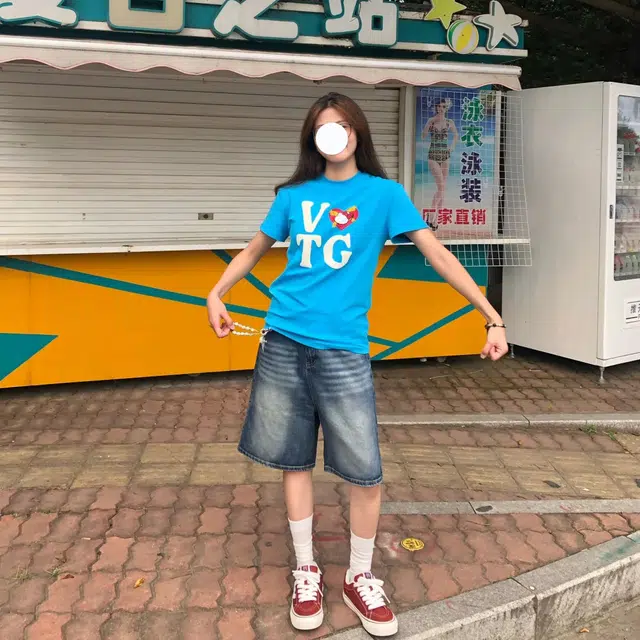 冈哉 美式复古个性潮流做旧水洗抓痕猫爪渐变卡通刺绣宽松透气简约舒适时尚百搭通勤休闲牛仔短裤 男女同款