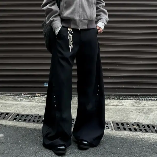 冈哉 纯色解构铆钉拼接弯刀设计美式复古小众时尚潮流宽松百搭舒适垂感休闲裤 男女同款