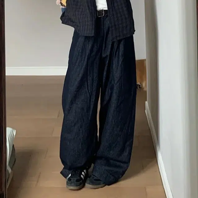 冈哉 美式复古纯色基础款设计慵懒松弛感宽松休闲百搭直筒垂感潮牌阔腿拖地牛仔裤 男女同款