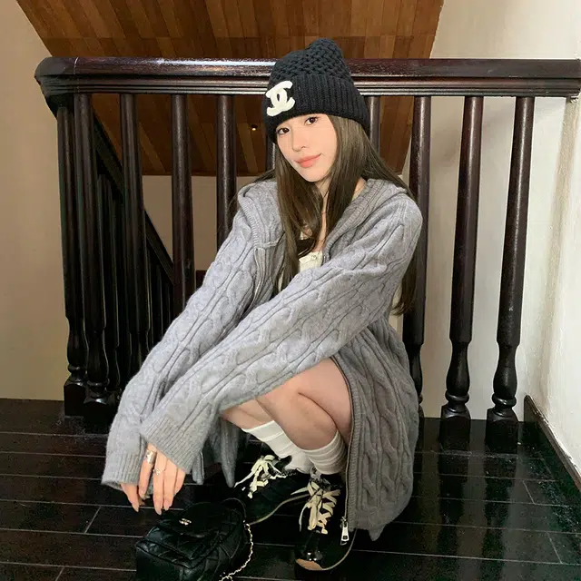 哒头下雨不愁 韩系学院风秋冬高级感宽松百搭拉链连帽开衫上衣针织衫 女款