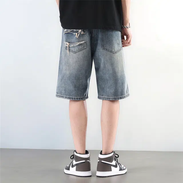 法文箱子 韩版破洞五分宽松百搭大码有型牛仔短裤 男款