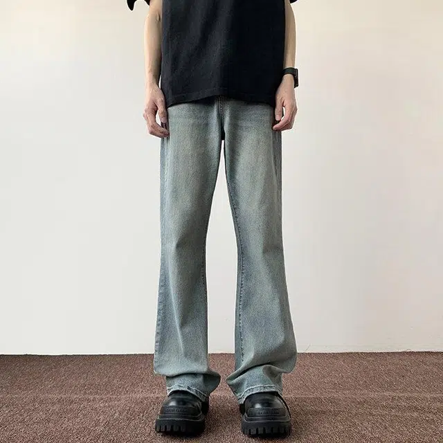 a02