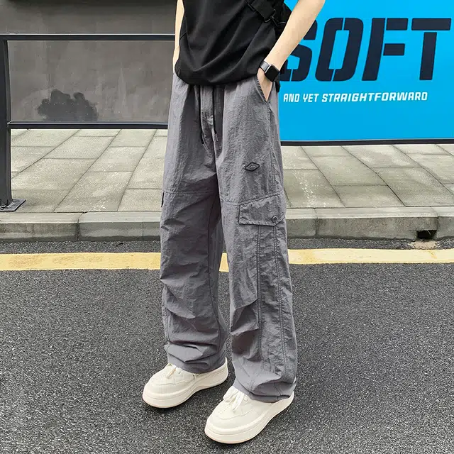 尘映 美式潮牌高街设计感防水速干男小众早秋校园穿搭微阔腿弹力抽绳显高百搭运动通勤长裤宽松纯色直筒裤子工装裤 男女同款
