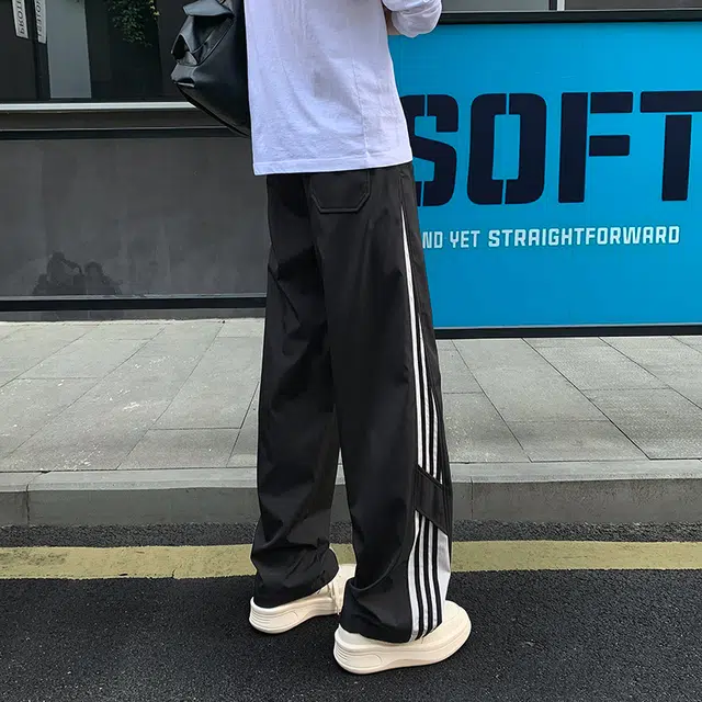 尘映 美式高街痞帅早秋常规三条杠校园穿搭直筒阔腿裤男宽松拖地裤无性别亲肤学院百搭通勤运动裤子休闲裤 男女同款