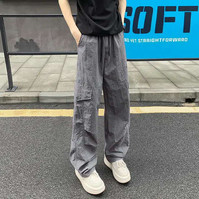 尘映 美式潮牌高街设计感防水速干男小众早秋校园穿搭微阔腿弹力抽绳显高百搭运动通勤长裤宽松纯色直筒裤子工装裤 男女同款