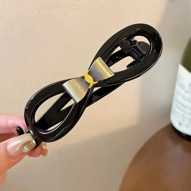 希铃 简约高级扭扭蝴蝶结#好运 亚克力 发夹 女款