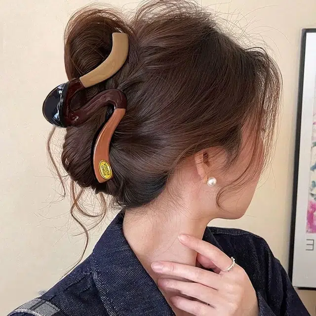 希铃 法式简约大号高级感鲨鱼夹撞色大波浪 亚克力 发夹 女款