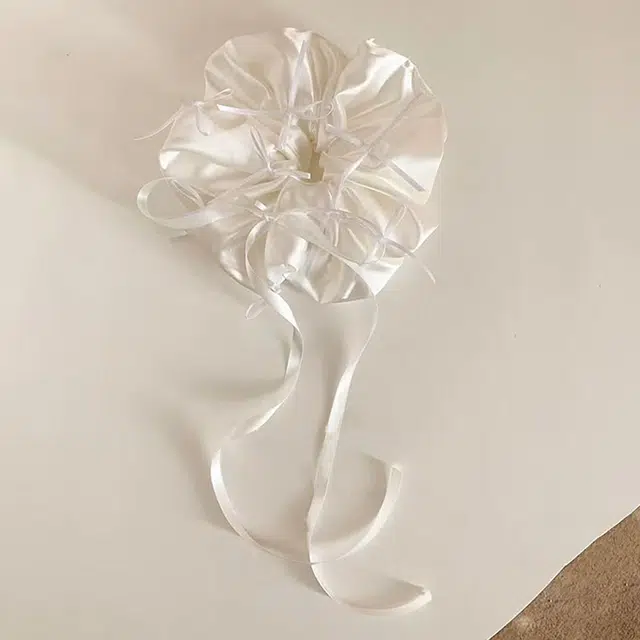 希铃 缎面白色蝴蝶结 娟纱 发圈 女款