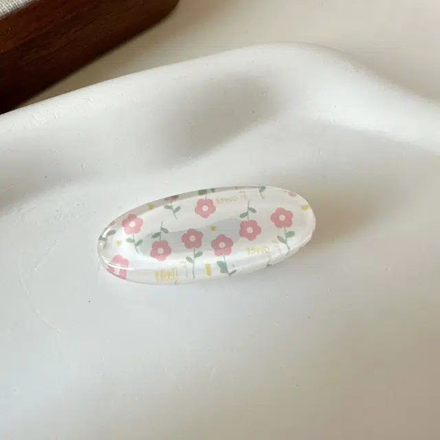 希铃 多巴胺小清新鹅蛋形简约甜美 亚克力 发夹 女款