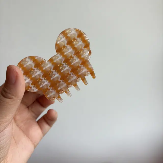 希铃 可爱耳朵美拉德色系 千鸟格 甜酷 高级感  鲨鱼夹后脑勺夹 半抓 全抓 醋酸 发夹 女款