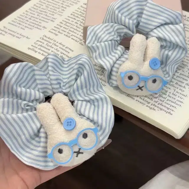 希铃 可爱眼镜兔兔蓝白条纹 布艺 头绳 女款