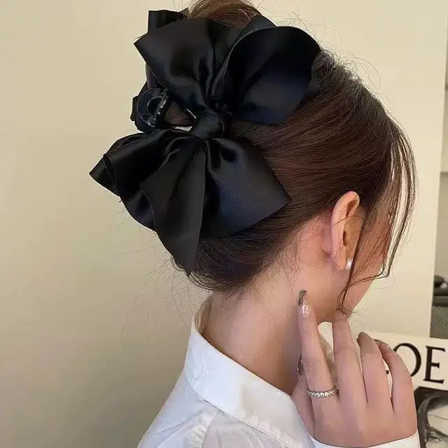 希铃 超大号黑色大蝴蝶结不规则鲨鱼夹#好运 亚克力 发夹 女款