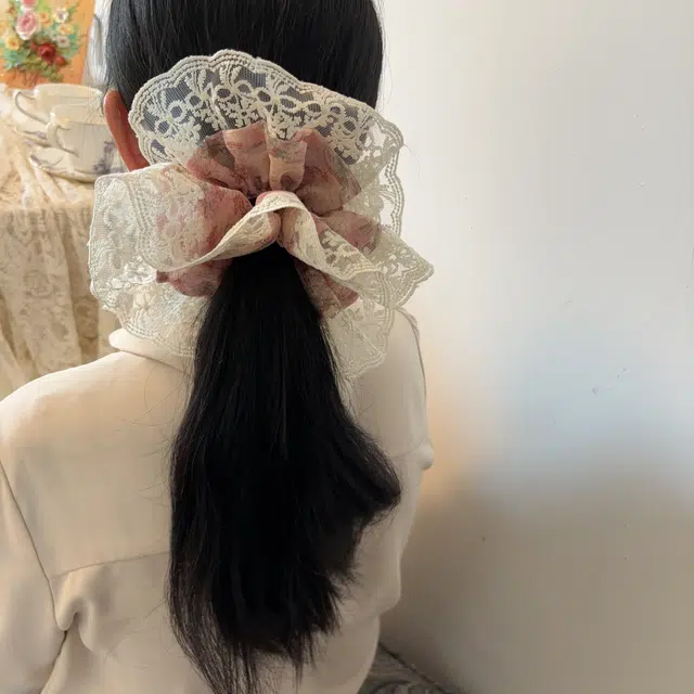 希铃 温柔 百搭  蕾丝肠圈 气质 优雅 时尚 大号弹力千金款 布艺  发圈  女款