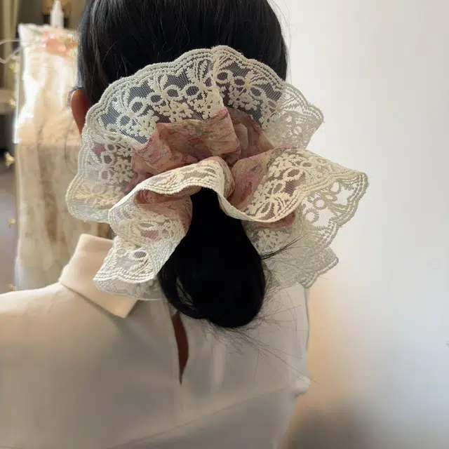 希铃 温柔 百搭  蕾丝肠圈 气质 优雅 时尚 大号弹力千金款 布艺  发圈  女款