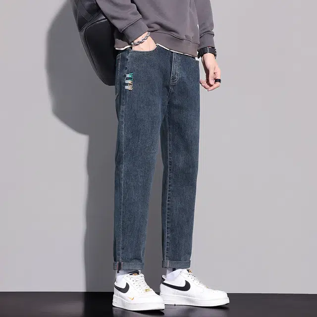 赛瀚 百搭刺绣图案设计直筒牛仔裤男款水洗潮牌休闲锥形裤秋季厚款舒适亲肤男装长裤宽松显瘦显高少年高街潮流通勤外穿男裤 男女同款