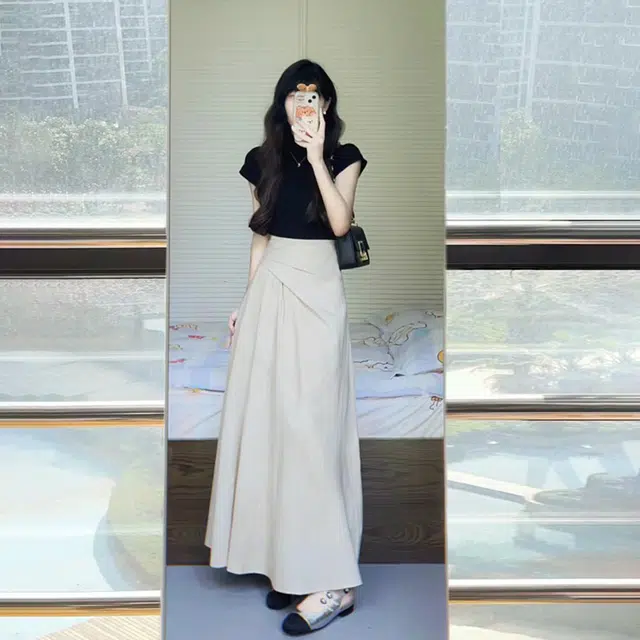 依钗 多风格融合的短袖上衣与半身裙夏季时尚穿搭裙装套装 女款