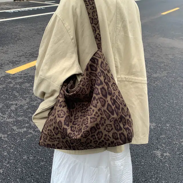 小猪班纳 复古豹纹秋季韩版洋气通勤大容量 布 单肩包 常规 女款 多色