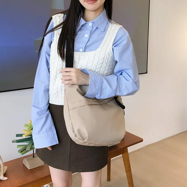 小猪班纳 休闲百搭斜挎通勤 尼龙 单肩包 常规 男女同款情侣款 多色