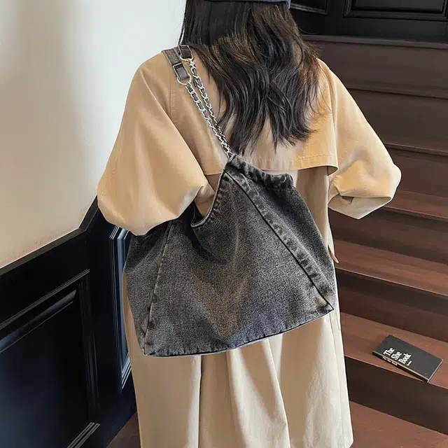 小猪班纳 链条肩带大容量高级感 牛仔布 单肩包 常规 女款 多色