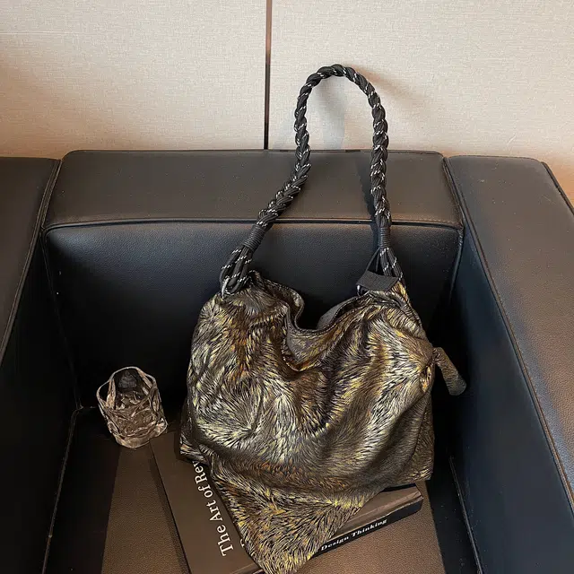 小猪班纳 大容量百搭通勤 布 单肩包 常规 女款 多色