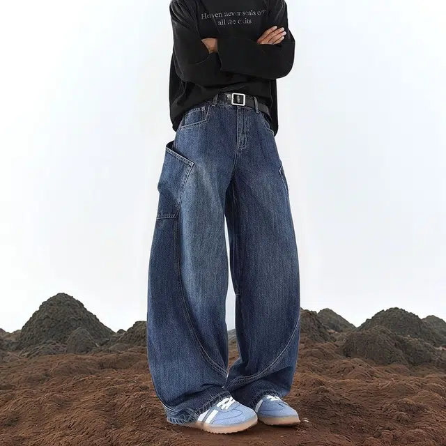 M JEANS STUDIOS 7