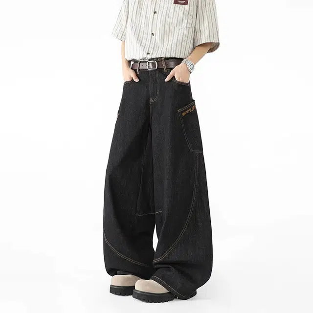 M JEANS STUDIOS 7