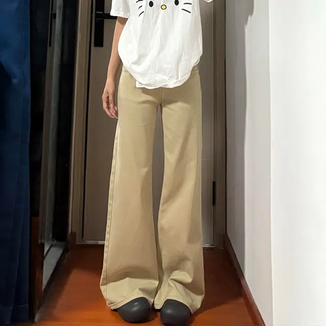 M JEANS STUDIOS 7 CleanFit