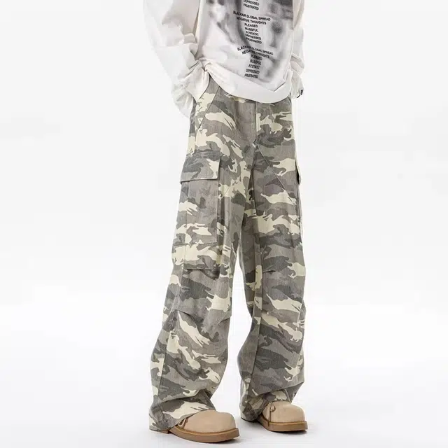 M JEANS STUDIOS 7 vibe