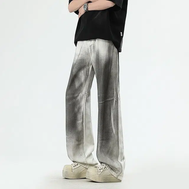 M JEANS STUDIOS 7 vibe