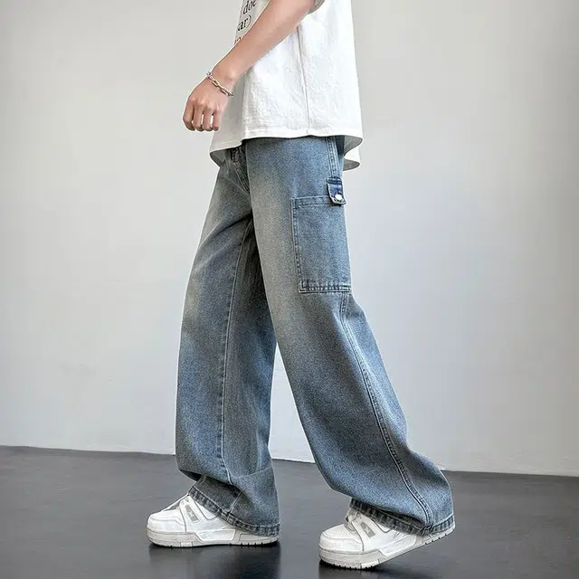 M JEANS STUDIOS 7 vibe