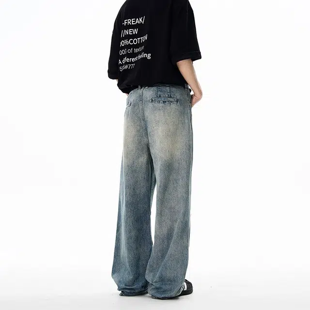 M JEANS STUDIOS 7