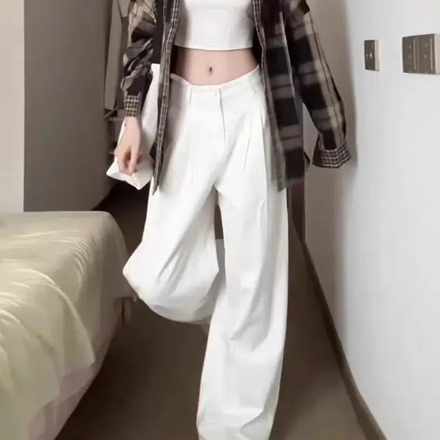 M JEANS STUDIOS 7 CleanFit