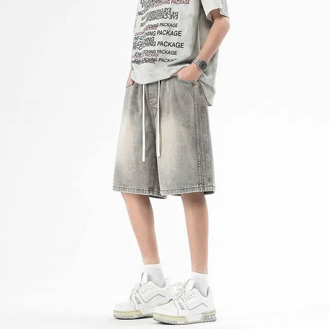 M JEANS STUDIOS 7