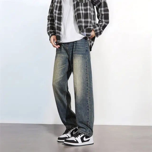 M JEANS STUDIOS 7 vibe