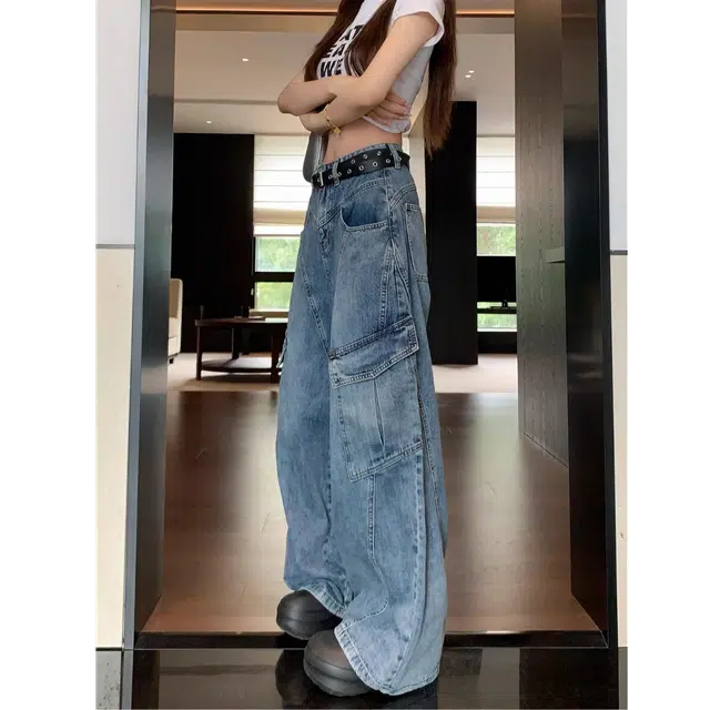 M JEANS STUDIOS 7 2025