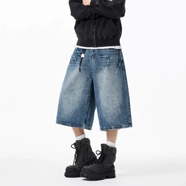 M JEANS STUDIOS 7