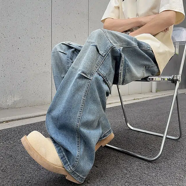 M JEANS STUDIOS 7