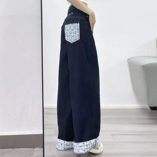 M JEANS STUDIOS 7 CleanFit