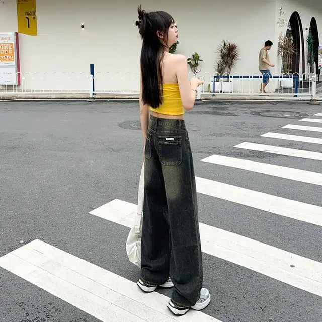 M JEANS STUDIOS 7 2025